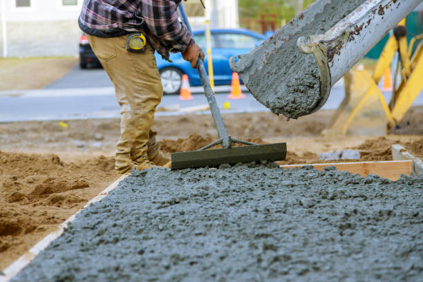 Best Commercial Concrete Services in Canaan, CT